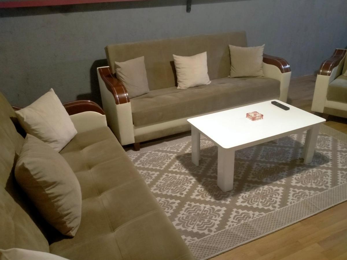 2 Bedrooms Central Area Located Appartment 1Floor Istanbul Exterior photo